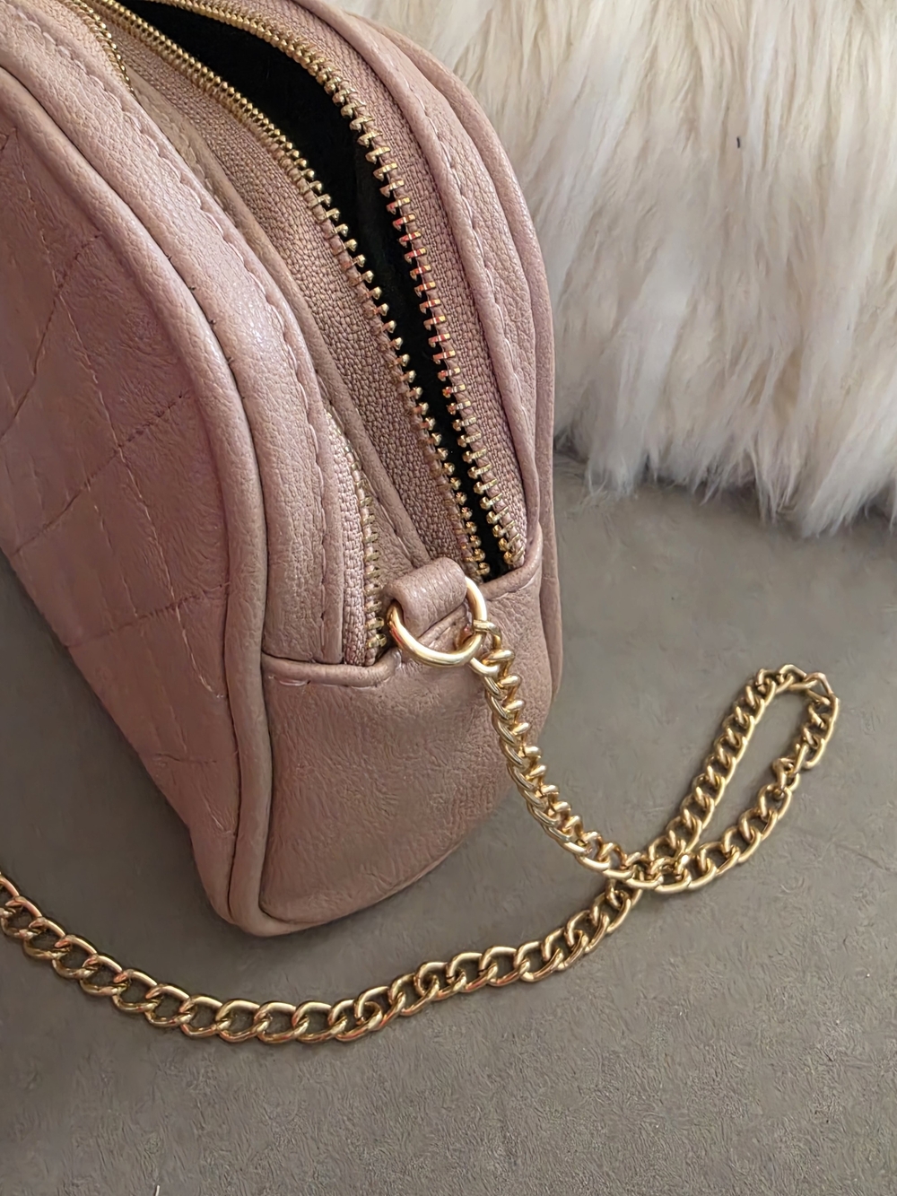 Quilted Blush Pink Crossbody Bag Double Zipper - Picture 9 of 13